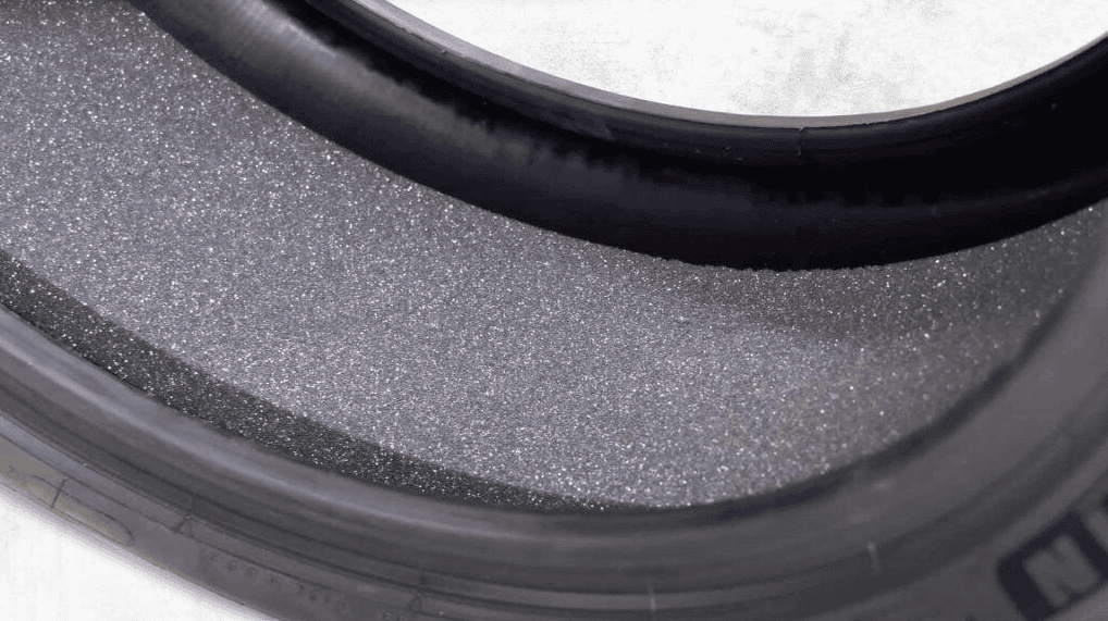 Tecnologia B-Silent do pneu Bridgestone Turanza 6 - espuma acústica interna